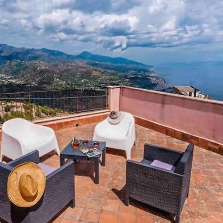 Holiday home Taormina - The Godfathers Little Mansion *