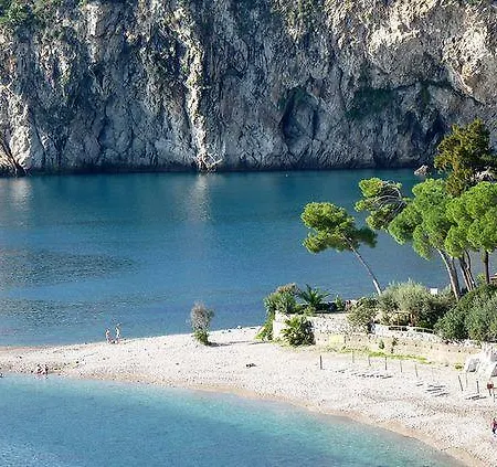 Taormina - The Godfathers Little Mansion * Forza dʼAgro