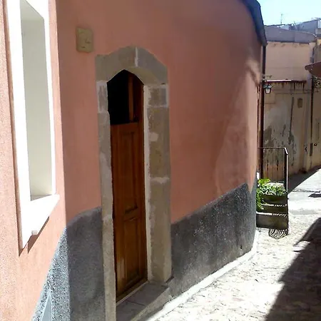 Taormina - The Godfathers Little Mansion *